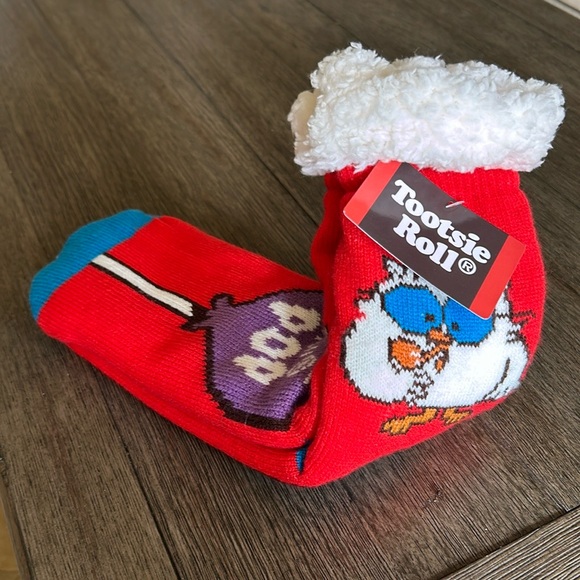🆕 Tootsie Roll Pop Limited Edition Sherpa Socks - Picture 14 of 16